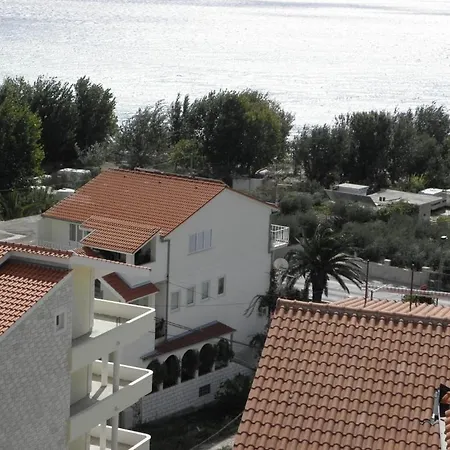 In With Sea View, Balcony, Air Conditioning, Wifi 237-1 Apartment